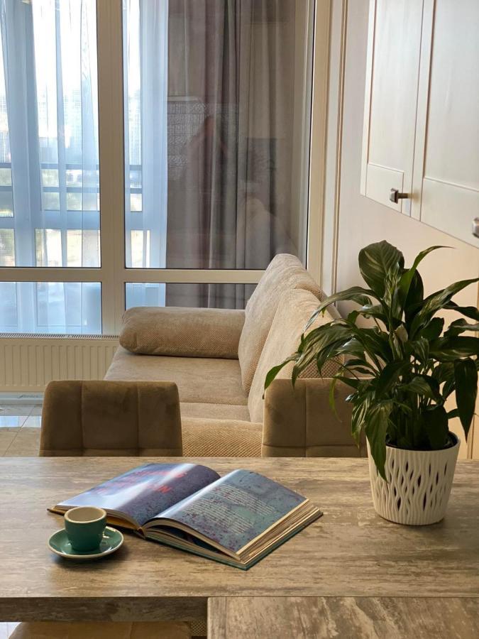 Luxury Apartment Near Metro Station Osokorky Kiev Exterior foto