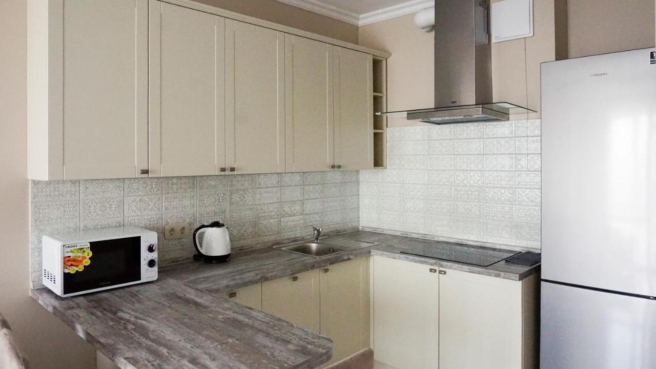 Luxury Apartment Near Metro Station Osokorky Kiev Exterior foto