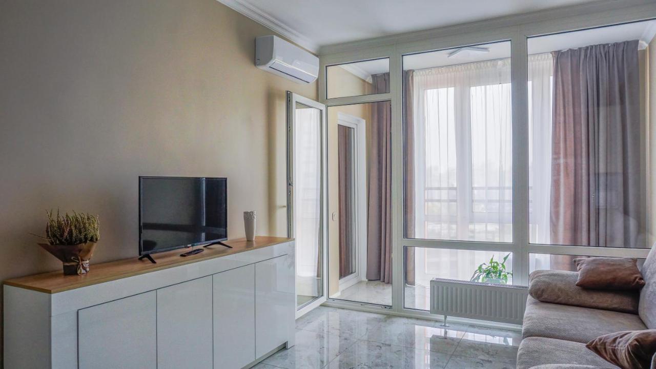 Luxury Apartment Near Metro Station Osokorky Kiev Exterior foto