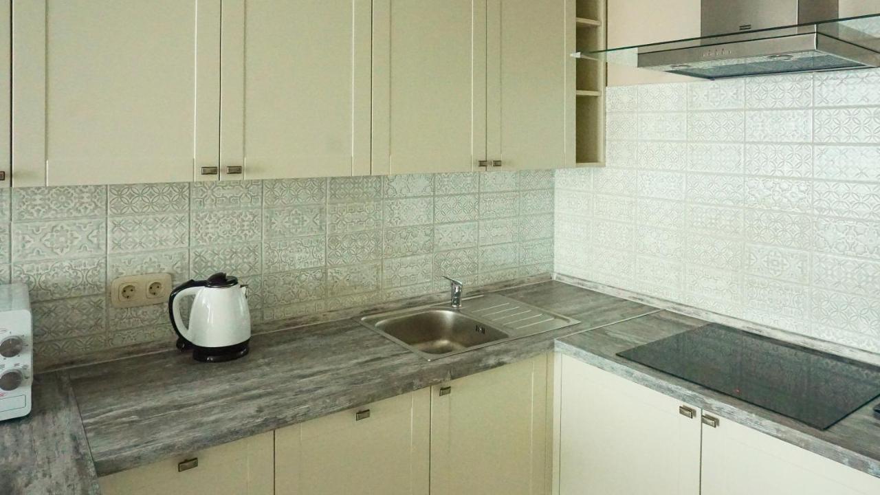 Luxury Apartment Near Metro Station Osokorky Kiev Exterior foto
