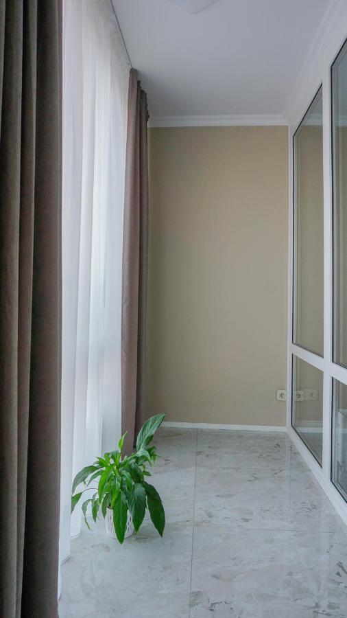 Luxury Apartment Near Metro Station Osokorky Kiev Exterior foto